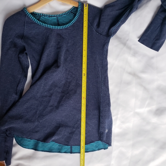 Lululemon Open Your Heart Long Sleeve Heathered Ink / Classic Stripe Reversible - Picture 16 of 16